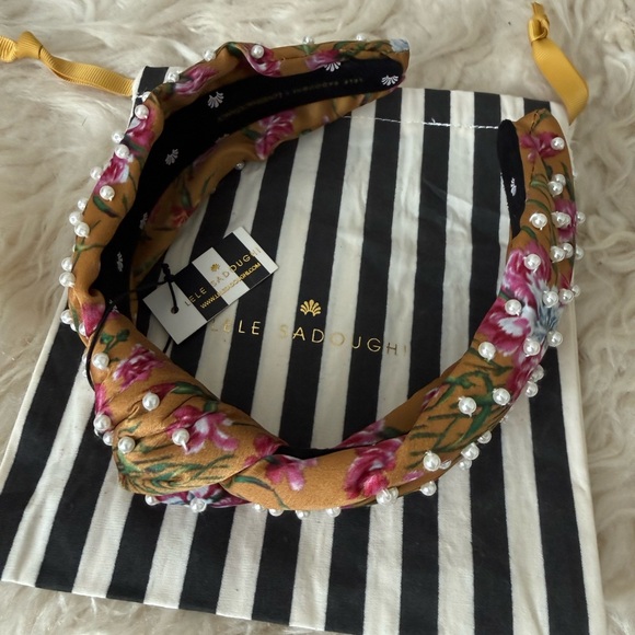 Lele Sadoughi x Loveshackfancy Mini Pearl Knotted Headband -NWT - Picture 2 of 5